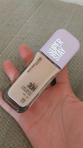 Nền Maybelline Super stay up to 30H lumi 111