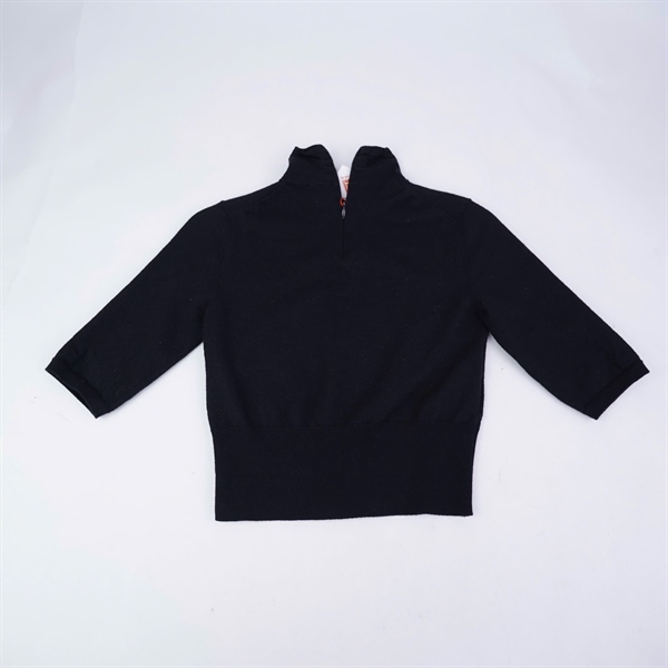 Áo thun Prada đen tay lửng (BQ) KG+