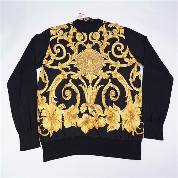 Áo thun Versace đen in hoa vàng (BQ) KG+