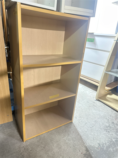 Kệ gỗ 3 tầng vàng