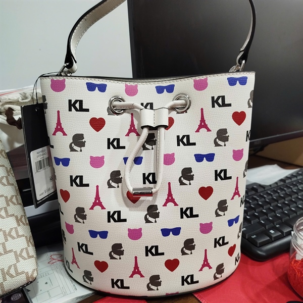 Túi Karl Lagerfeld Bucket trắng hoạ tiết sz23 KG+