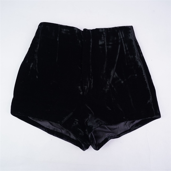 Quần short YSL đen (BQ) KG+