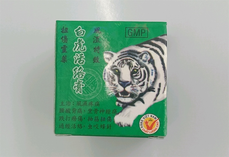 Cao bạch hổ 20g - Trường Sơn - Cao xoa giảm đau (Kiện 12 hộp x 12 lọ)