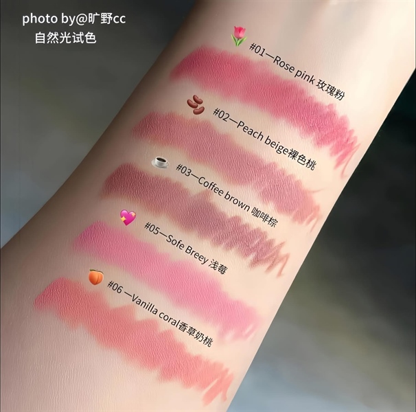 Chì kẻ viền môi clio 01