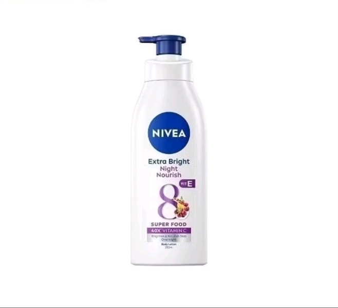 Sữa Dưỡng Thể Dưỡng Trắng Da Ban Đêm Nivea 350ml