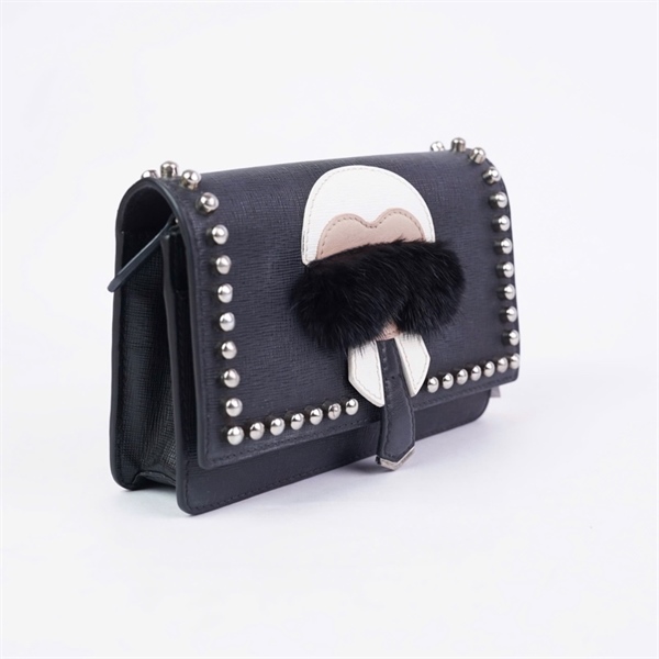 Túi Fendi đeo chéo đen in hình (8M03467MP-1880189) sz19 (A-T) KG+