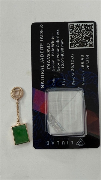 Charm vàng mặt vuông ngọc xanh 263234+