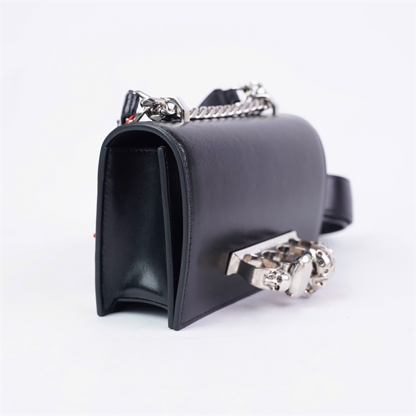 Túi Alexander MC Queen đeo chéo đen sz18 (LN) KG+