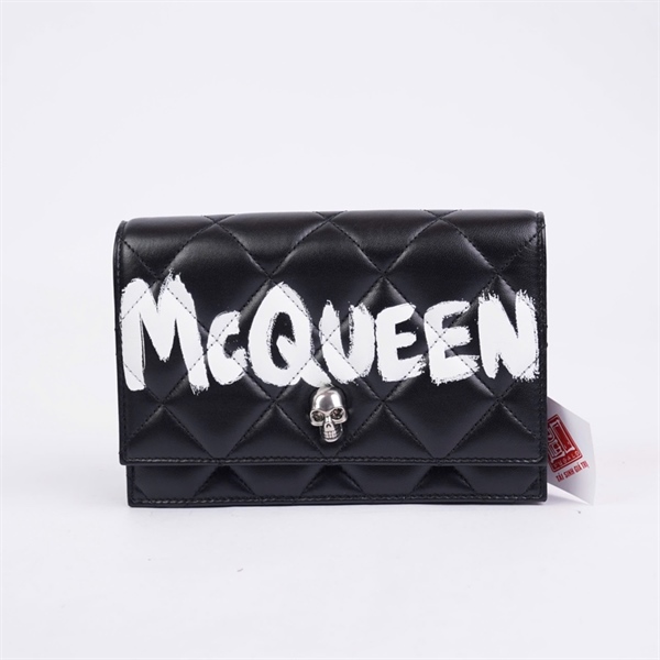 Túi Mc Queen đen in chữ sz19 (LN) KG+