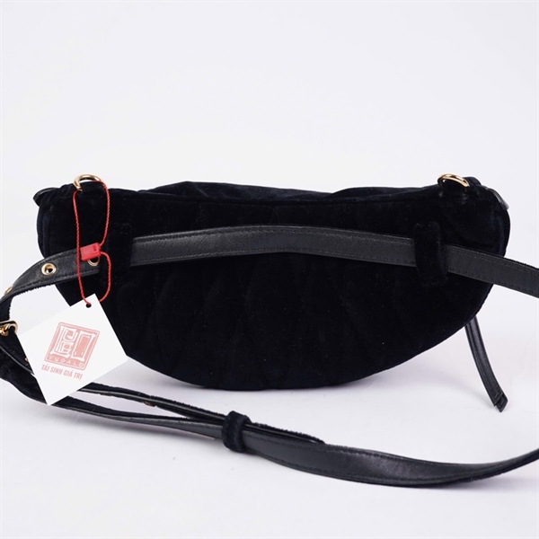 Túi Miu Miu Bumbag đen sz15 (miệng túi 22cm) (A-T) KG+