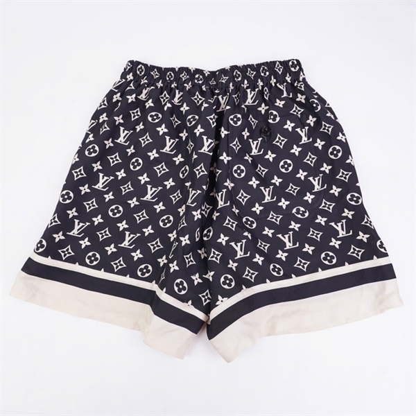 Quần LV ngắn đen in hoa (BQ) KG+