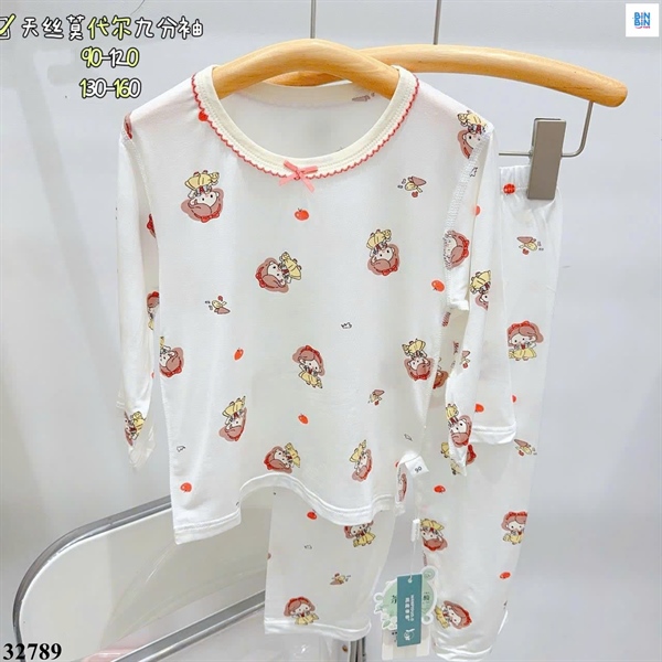 32789-Bộ tencel TD Búp bê tóc nâu nơ đỏ
