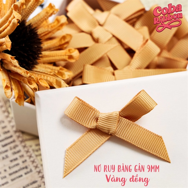 Nơ ruy băng gân bề rộng cỡ 9mm (0.9cm)