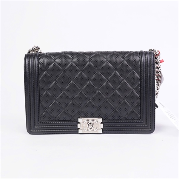 Túi Chanel Boy đen kèm lót form+ tag xanh (19482243) sz28 (A-T) KG+