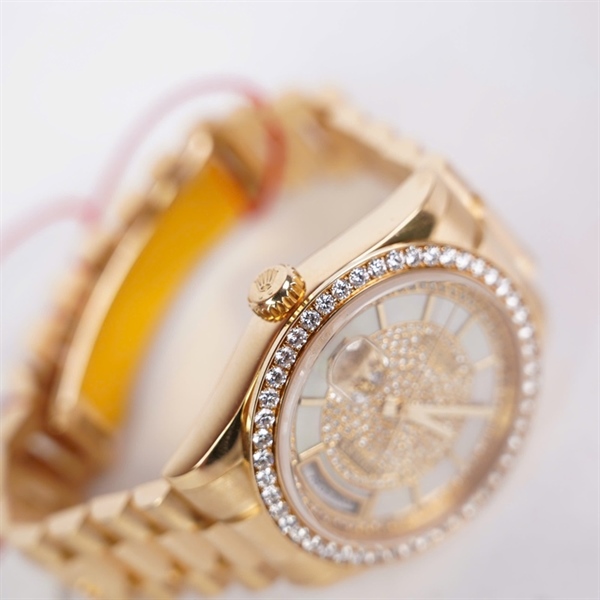 Đồng hồ Rolex vàng viền đính đá mặt độ- vành kim độ sz38 (HC) KG+