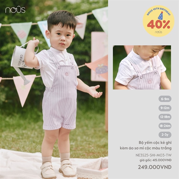 Bộ yếm cộc kẻ ghi kèm áo sơ mi cộc màu trắng