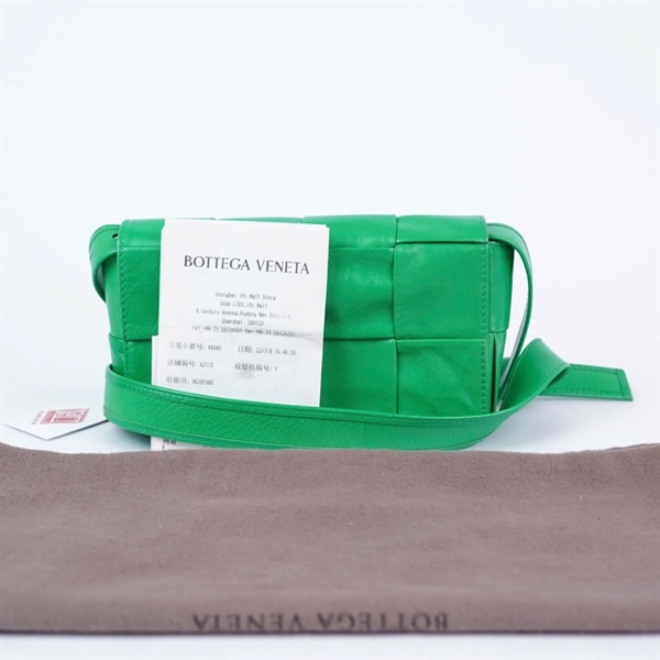Túi Bottega xanh (P02586114W) sz18 (A-T) KG+