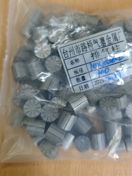 Hợp kim trụ 14*10*0.2 - Việt Phát