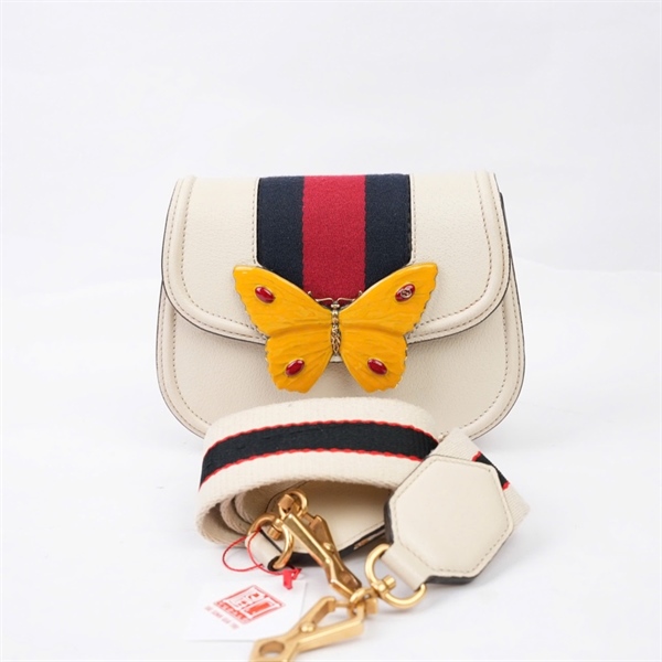 Túi GG đeo chéo trắng khóa bướm (505388-200047) sz14 (BQ) KG+