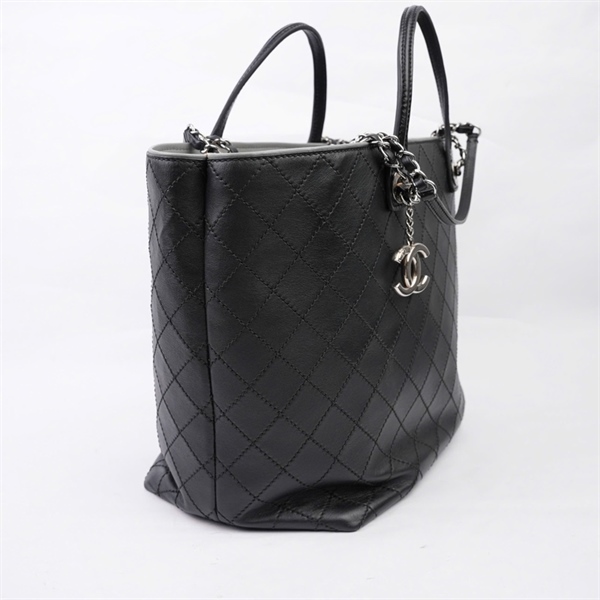 Túi Chanel Tote đen (22228855) sz32 (BQ) KG+