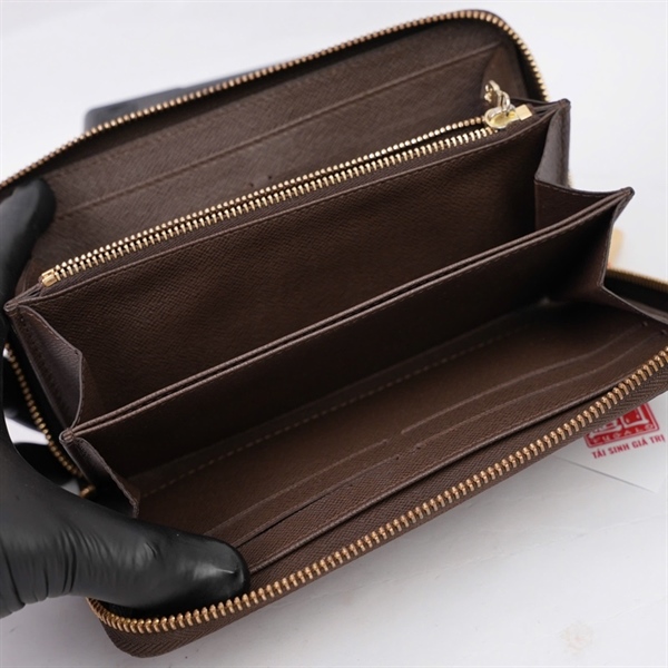 Ví LV ô vuông nâu có khóa zip (SP1110) (LT) KG+