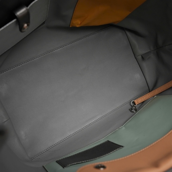 Túi Chanel Tote đen (22228855) sz32 (BQ) KG+