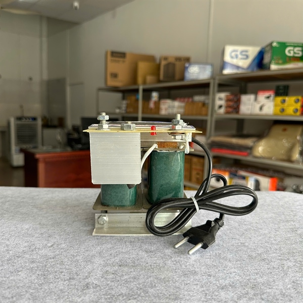 Sạc ắc quy cơ 12V - 70A