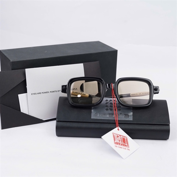 Kính Kuboraum đen pha trắng Maskle P2 BYB (50-22-145) KG+