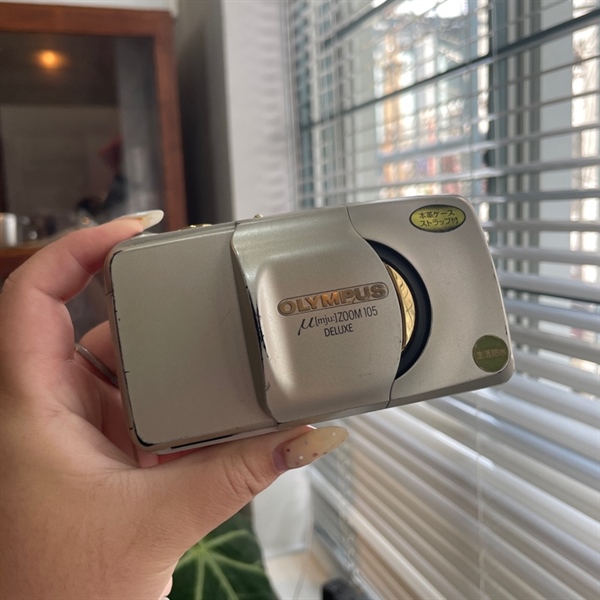 Olympus Mju Zoom 105 deluxe kèm bao da (cũ, trầy xước)