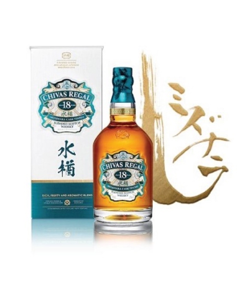 Rượu Chivas 18 mizunara cask Finish 43% Nhật Bản