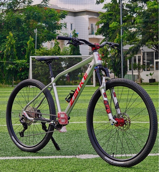 Xe Đạp MTB Custom Màu Bạc (KH008615 - Tiến Anh )