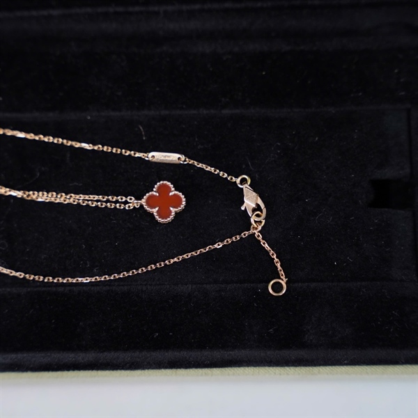 Dây chuyền Van Cleef hoa nâu đỏ (JG192551) (A-T) KG+