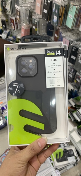 Ốp iPHONE 14 Pro Max 6.7 SwitchEasy 0.35