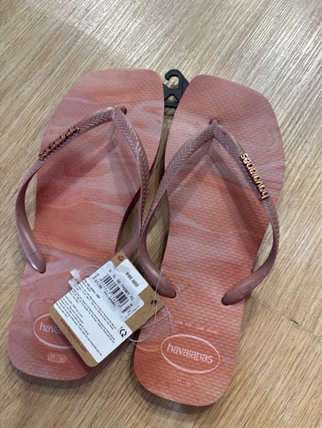 Hồng ruốc thạch vuông