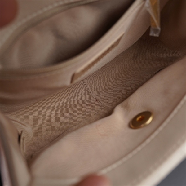 Túi Chanel Woc trắng (30616122) sz21 (MV) KG+