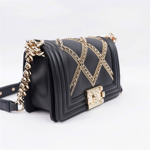 Túi Chanel Boy đen đính dây xích (TTU4JCC4) sz20 +