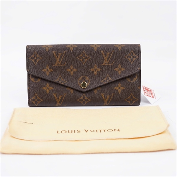 Ví LV hoa nâu nút vàng (LT) KG+