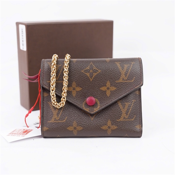 Ví LV hoa nâu nút tím (SP1117) (LT) KG+