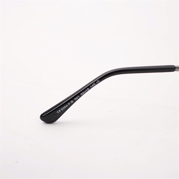 Kính Tom Ford đen TF5554-F-B 001 (52-19-145) (A-T) KG+