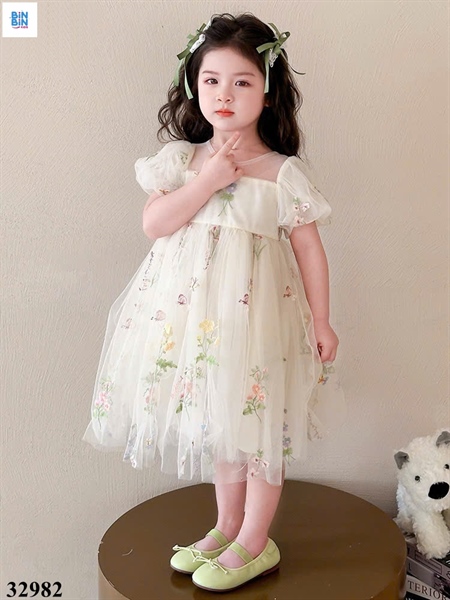 32982- Đầm thêu hoa tiểu thư