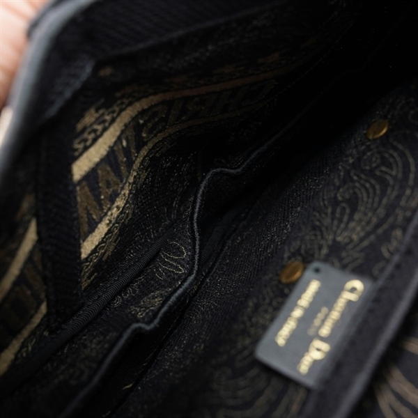 Túi Dior Saddle đen họa tiết vàng (50-MA-1212) sz17 (miệng túi sz23) (TL) KG+