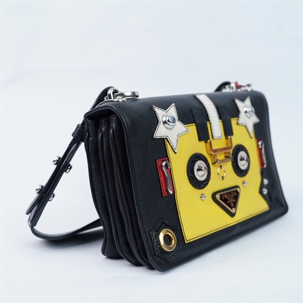 Túi Prada đen họa tiết cartoon sz21 (A-T) KG+