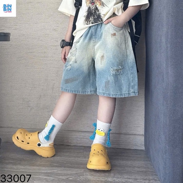 33007-Quần lửng rách vệt nâu