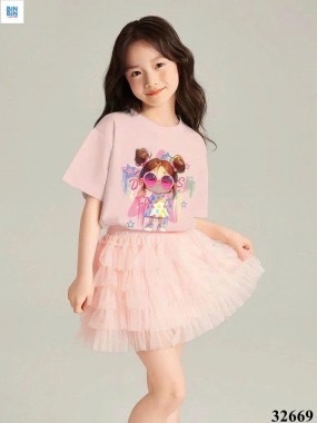 32669 - Set váy cô gái đeo kính hồng
