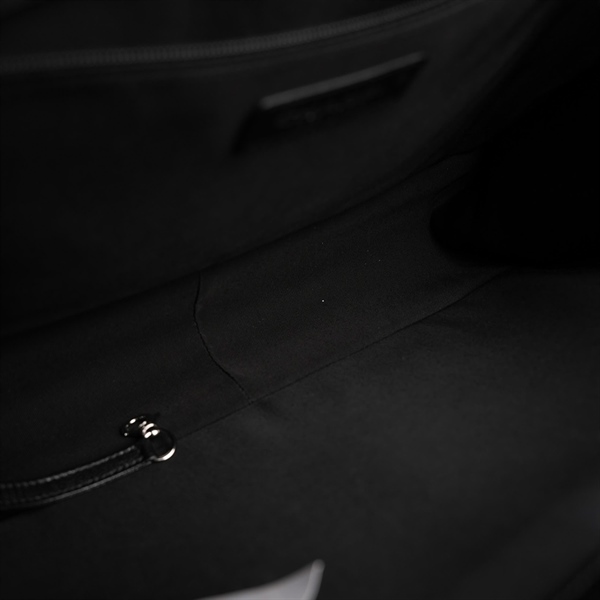 Túi Chanel Tote đen ((30991608) sz37 KG+