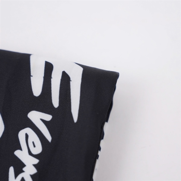 Khăn Versace đen in chữ (MV) KG+