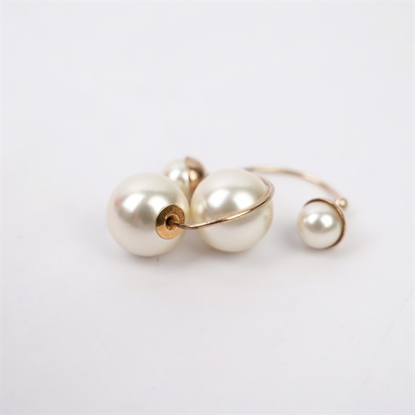 Bông tai Dior ngọc trai (MV) KG+