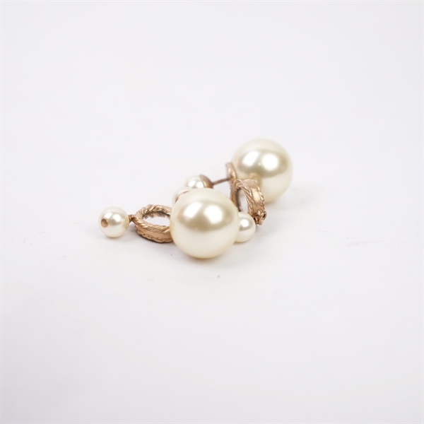 Bông tai Dior ngọc trai (MV) KG+