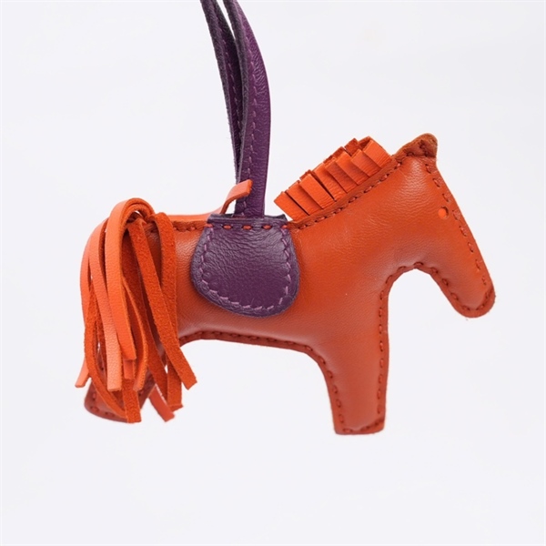 Charm Hermes ngựa cam (MV) KG+