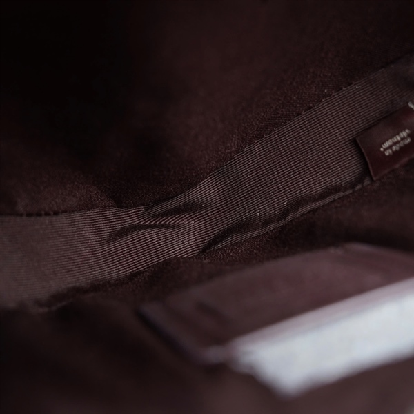 Túi Coach nâu trái tim sz17 (QN) KG+